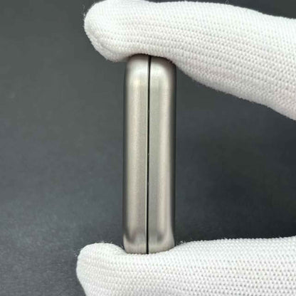 Floating Cloud Titanium