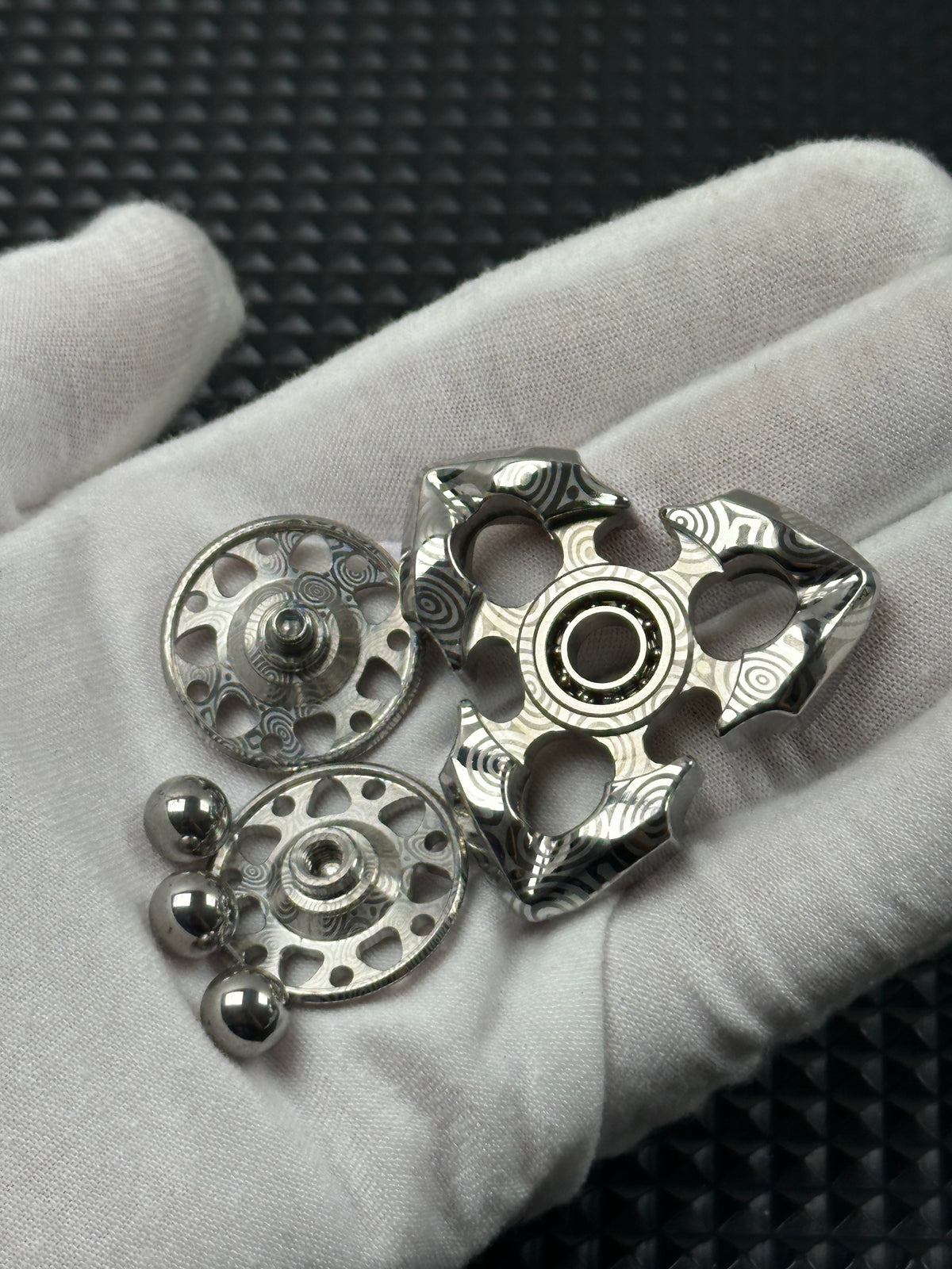 Lotus Damasteel
