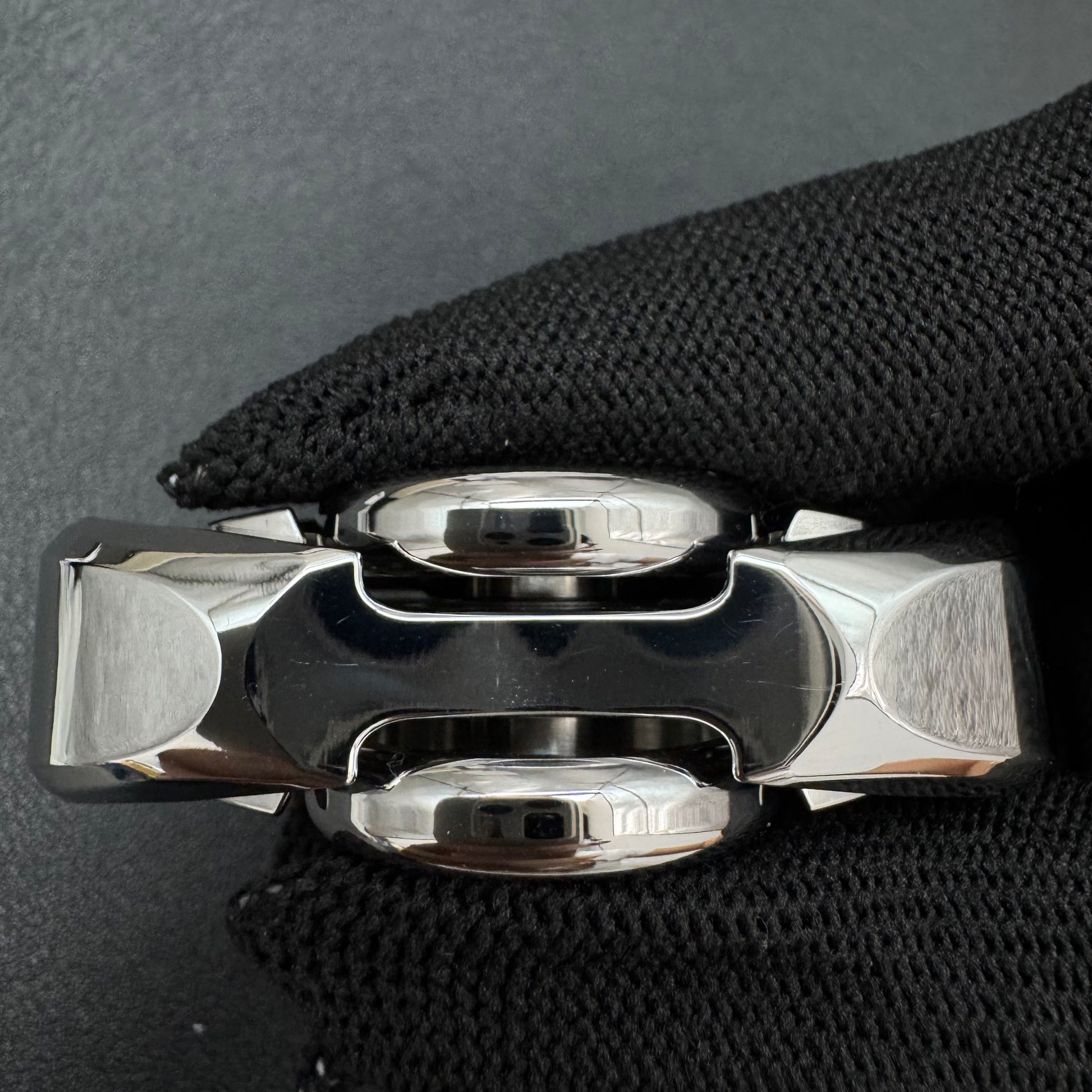 Pan Yixian Stainless Steel