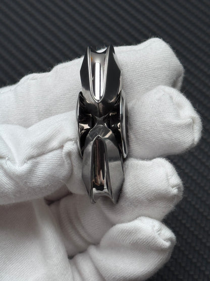Lentic Titanium