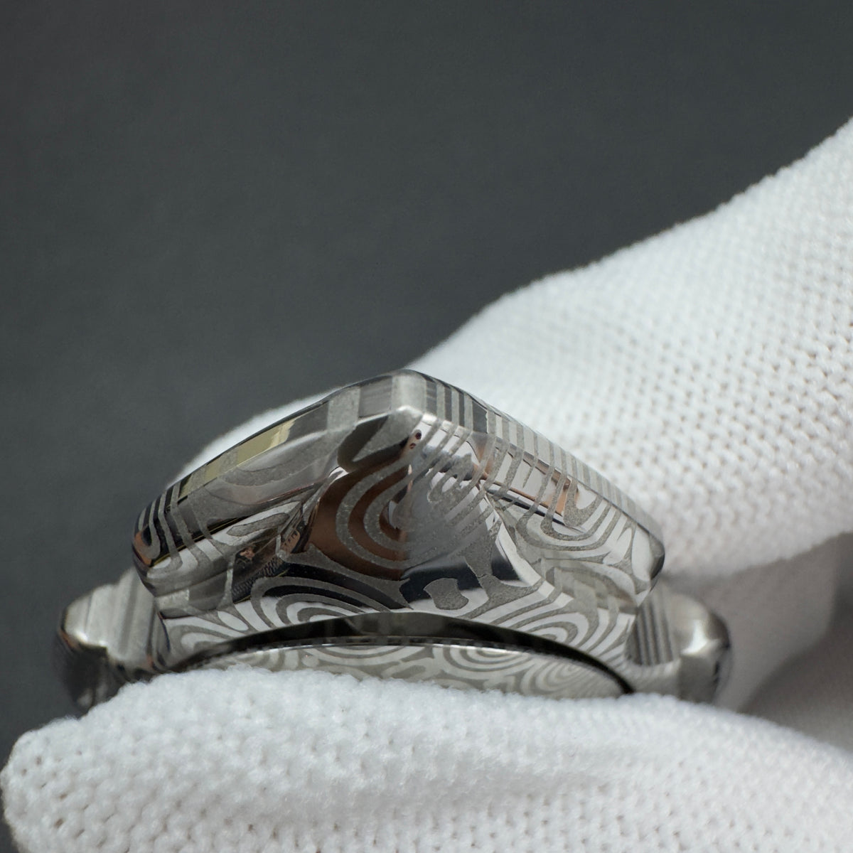 Siren Stainless Steel