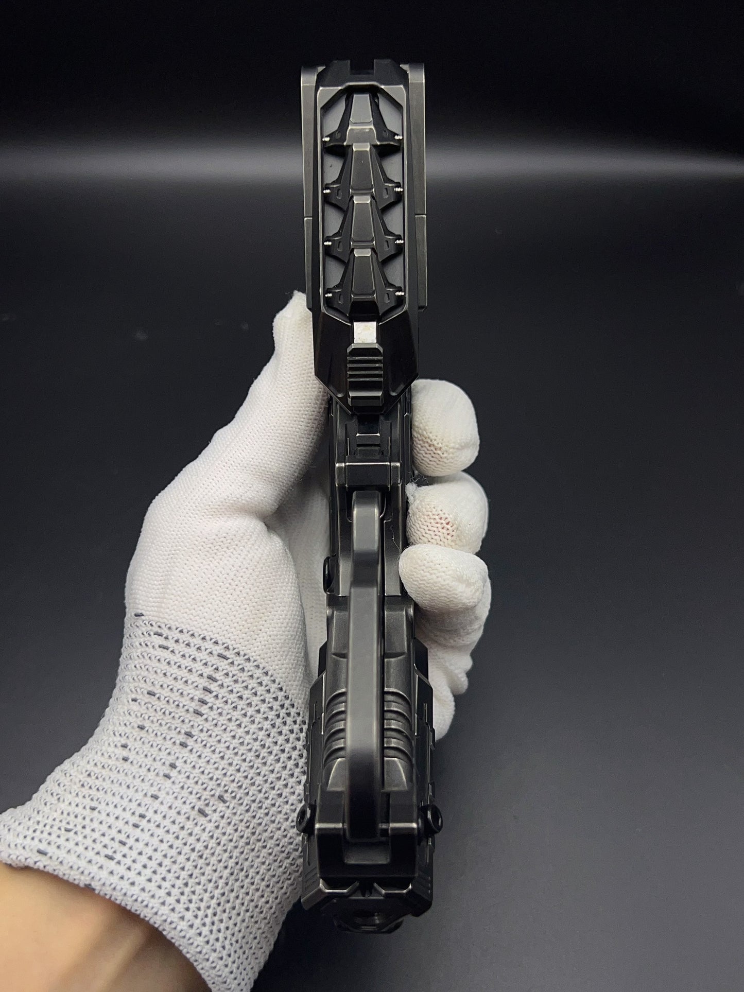 Fang PEI Titanium