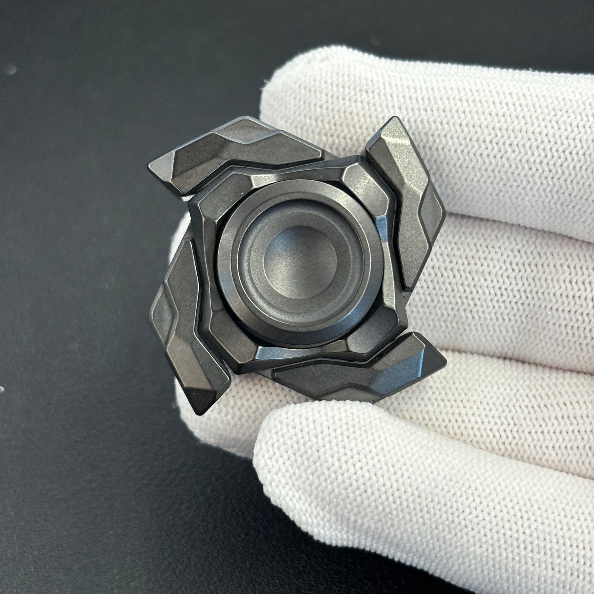 Haze Shell Opening Zirconium Stonewashed