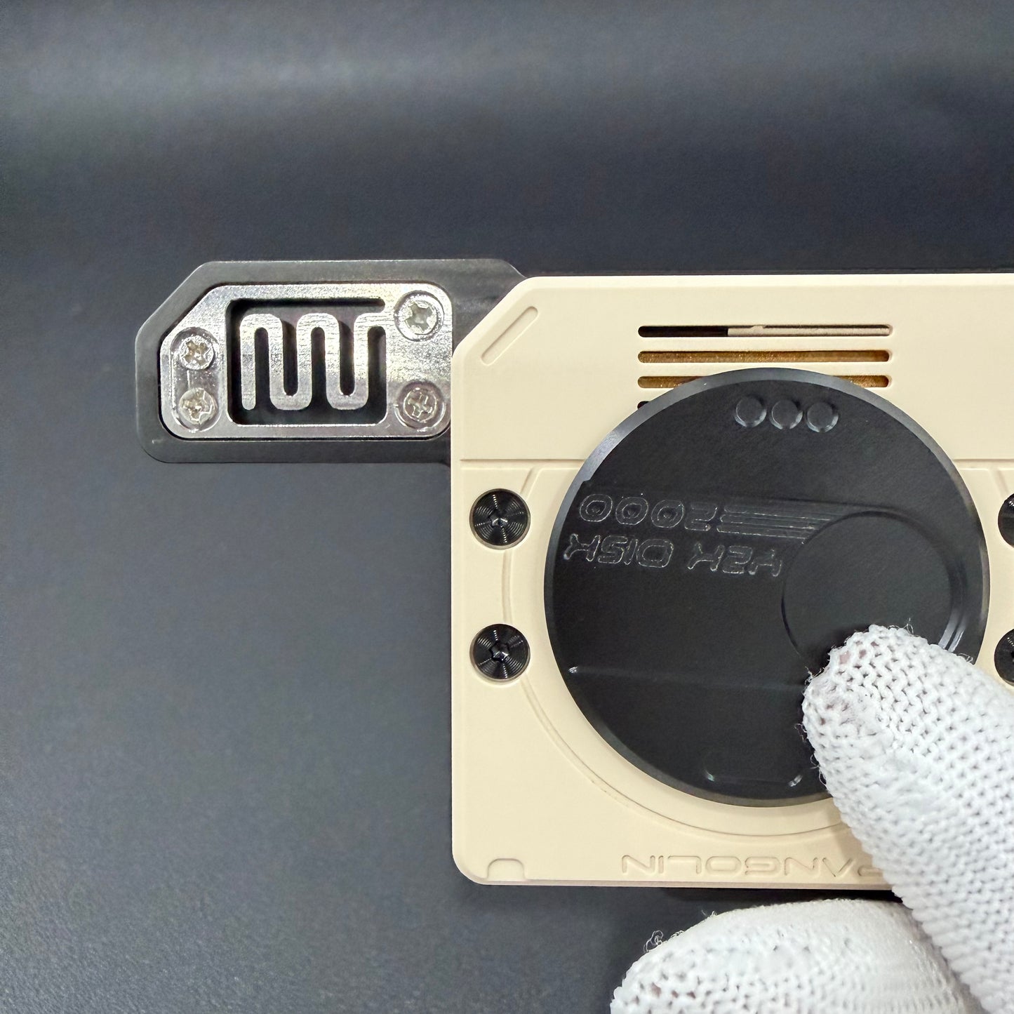 Millennium Y2K Disk Titanium