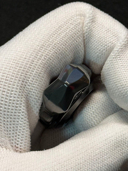 Thorns And Fog Zirconium