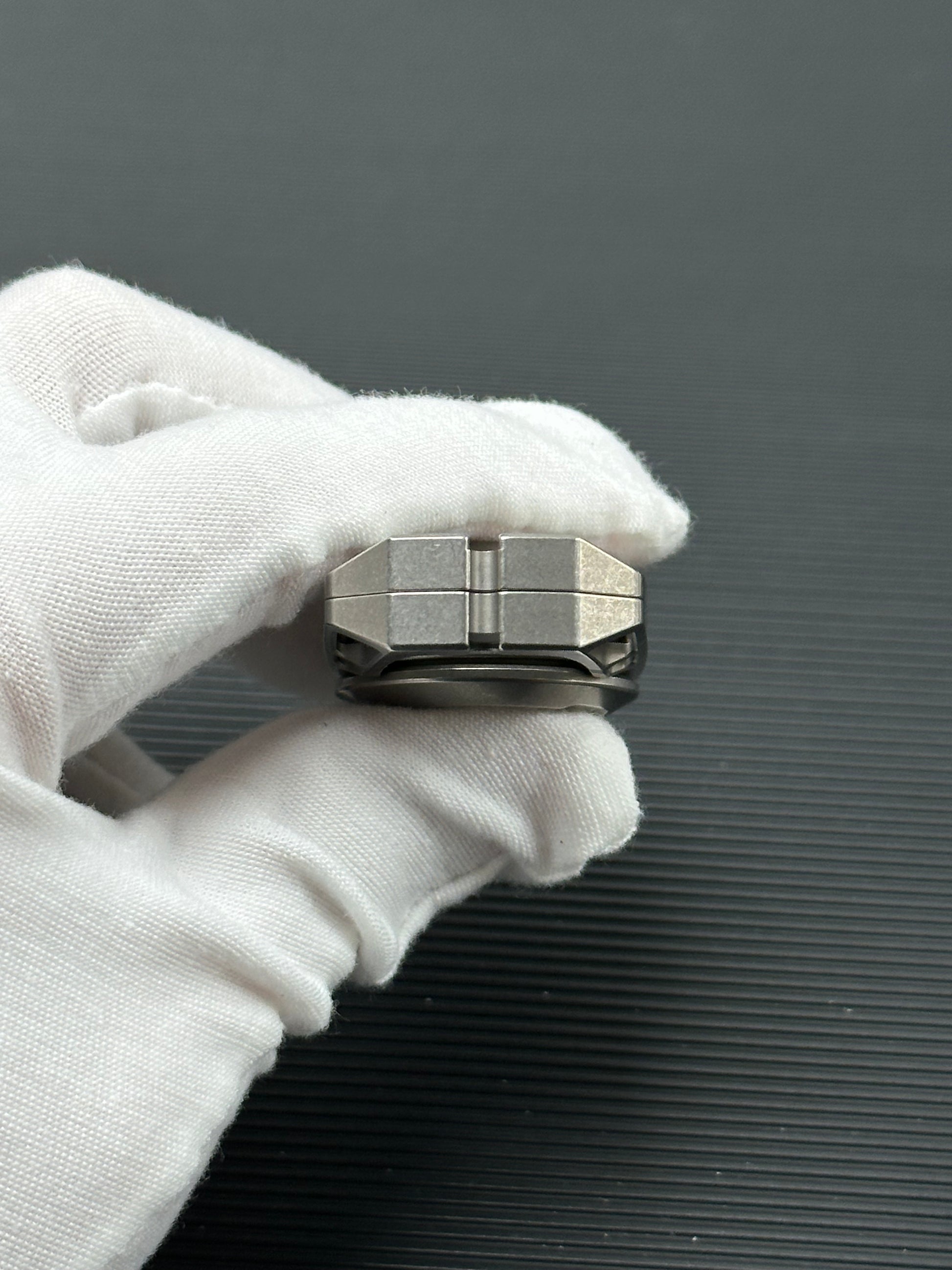 Ling Yin Titanium