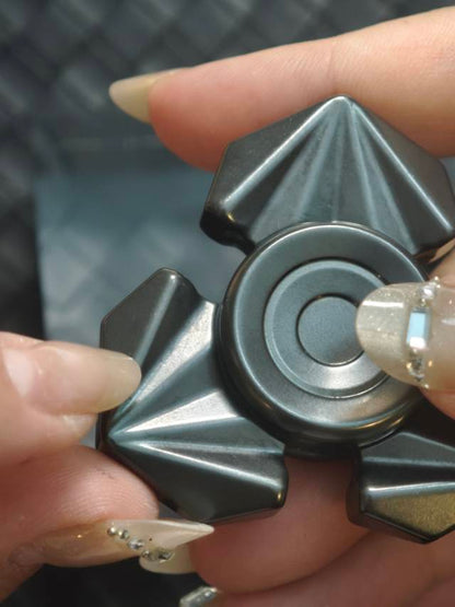 Tri-Leaf Crossbone Zirconium