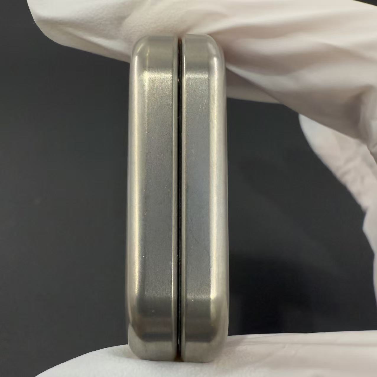 Top B Titanium