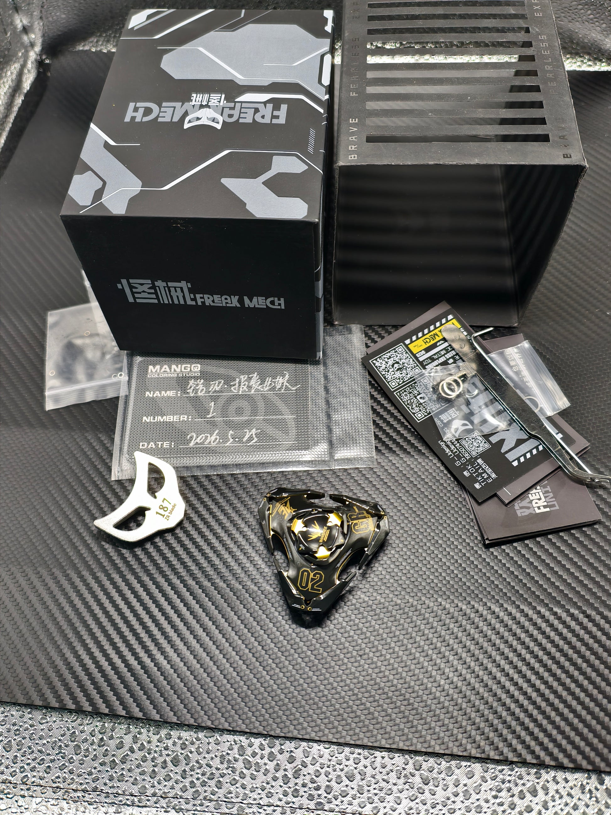 Blade Zirconium