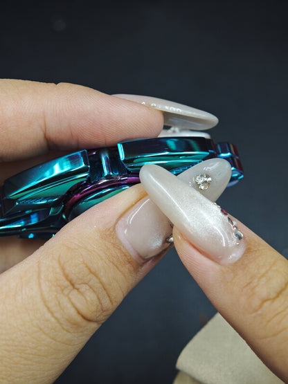 Dark Shell Opening Zirconium