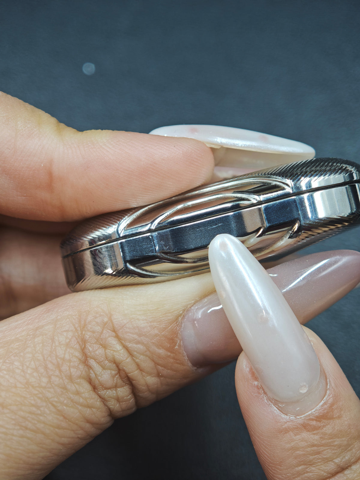 Leap Collector Titanium Polished