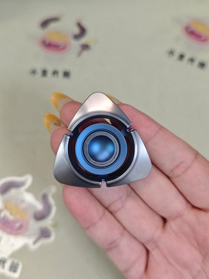 BIT 04 Titanium