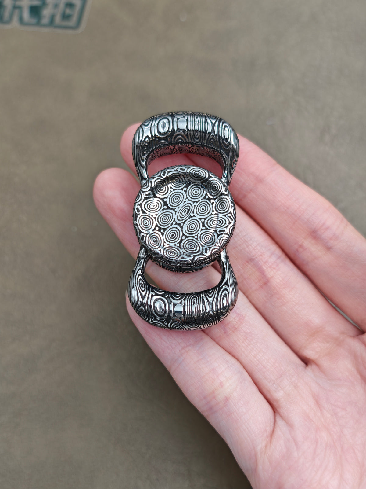 Two-Leaf Horizon Damasteel Etched