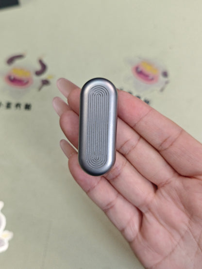 Floating Cloud Titanium
