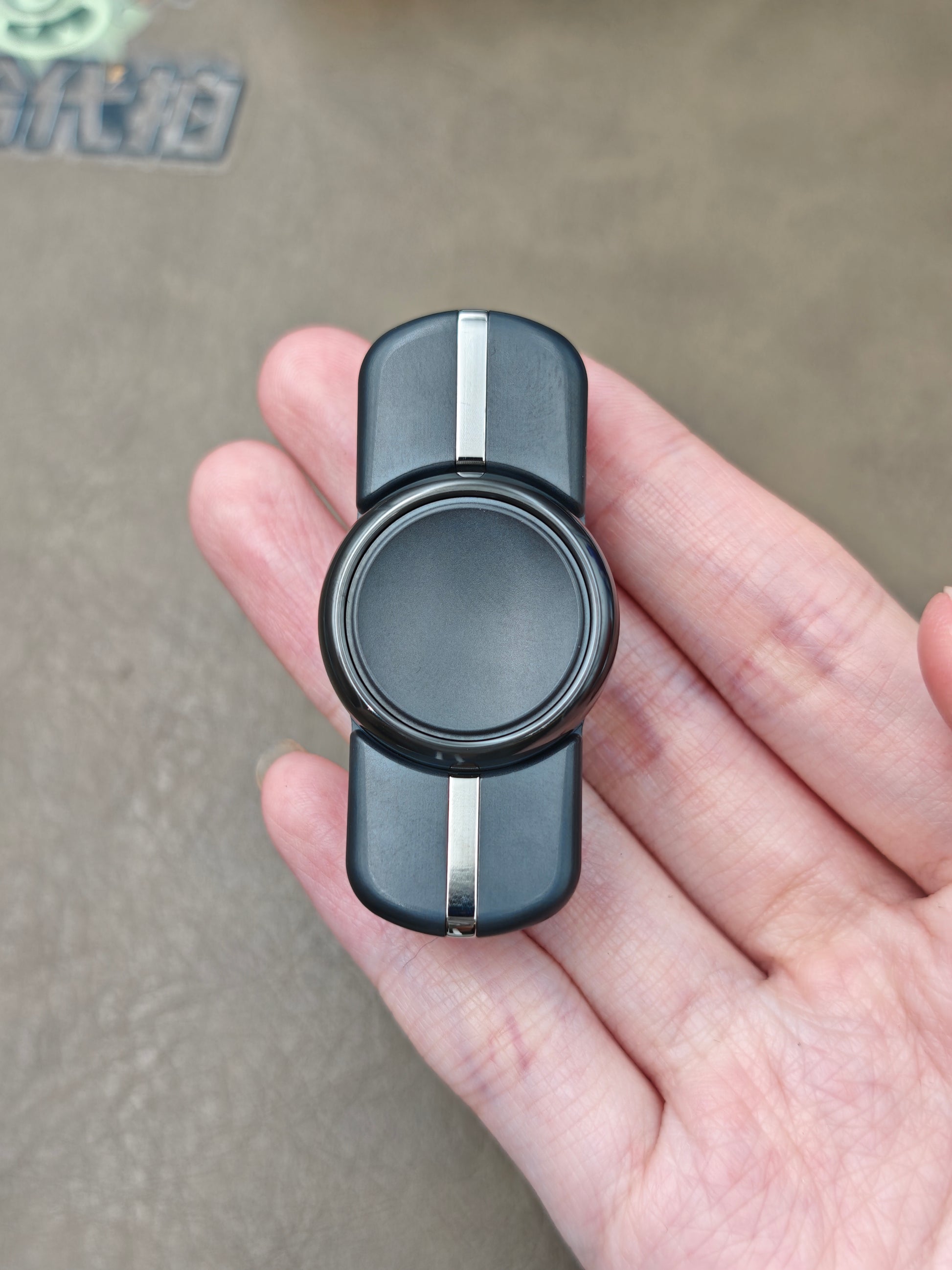 Floating Shadow Max Zirconium
