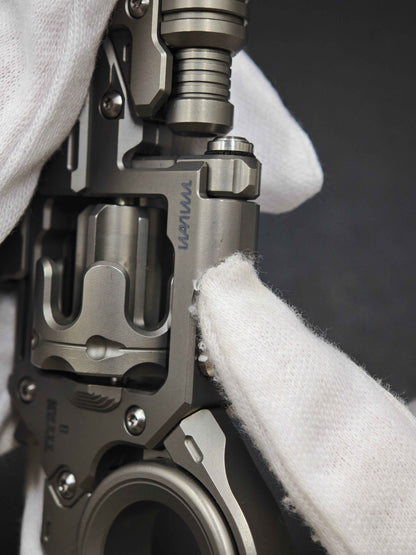 EDCELL Breaker Titanium