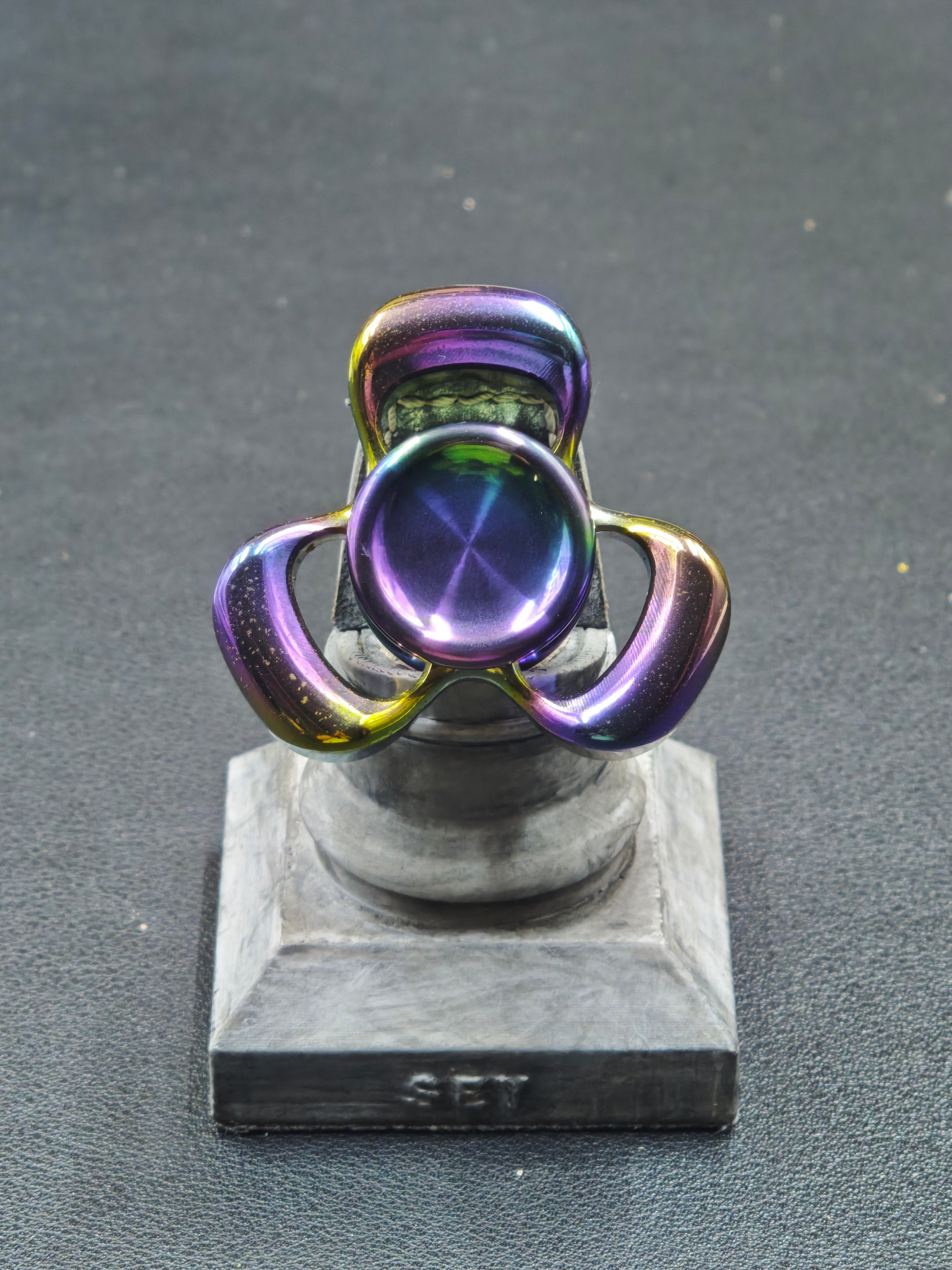 Three-Leaf Horizon OG Tungsten