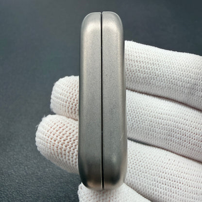 Floating Cloud Titanium
