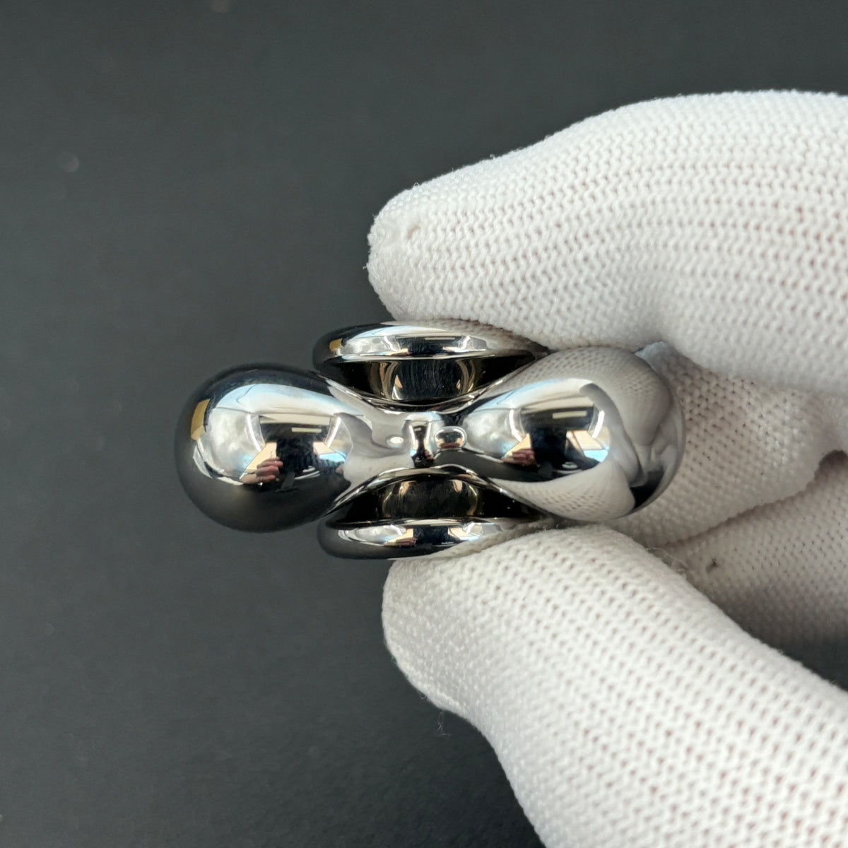 Three-Leaf Cell Stainless Steel Polished