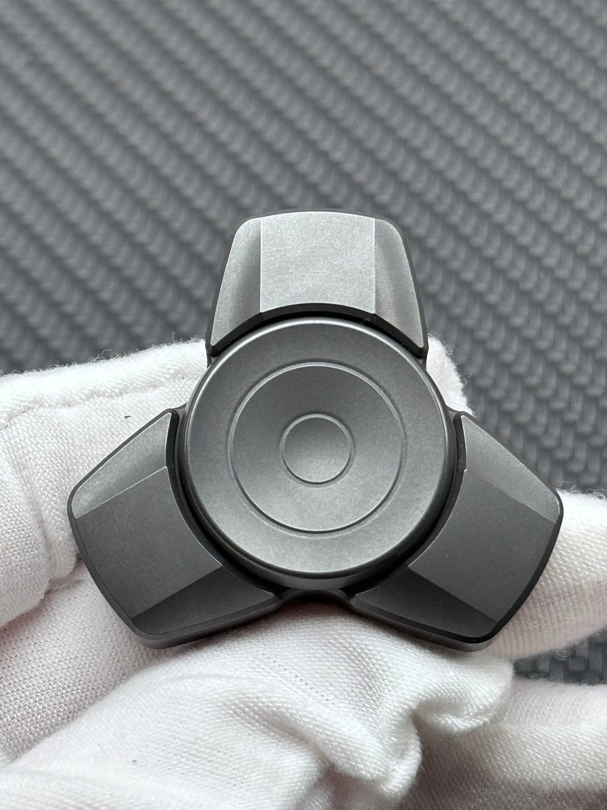 Gentle Breeze Bearing Cap Zirconium