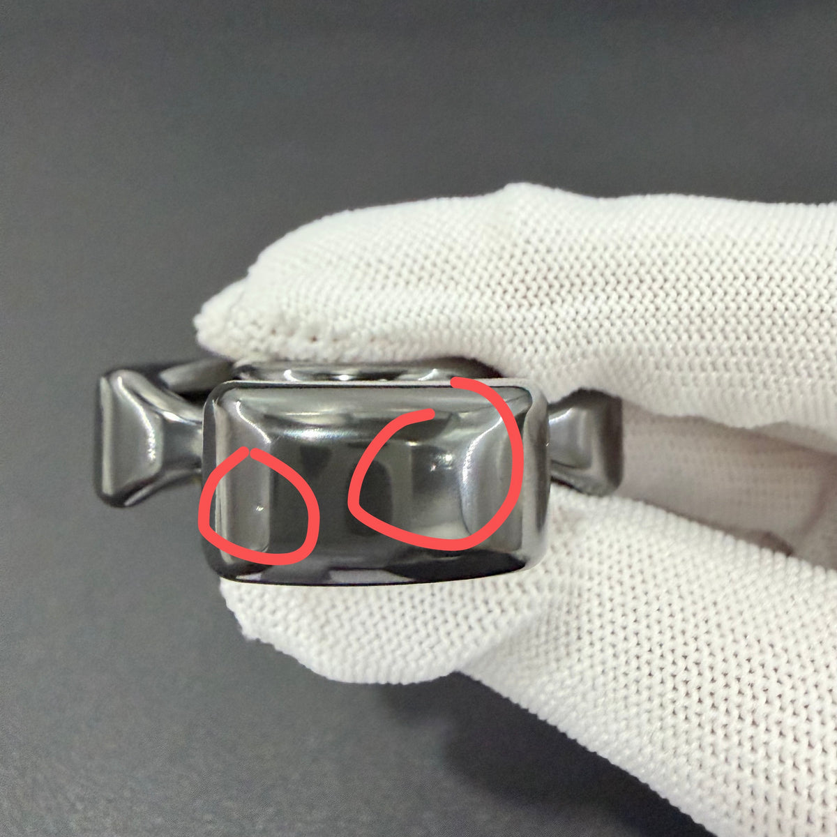 Three-Leaf Horizon Zirconium