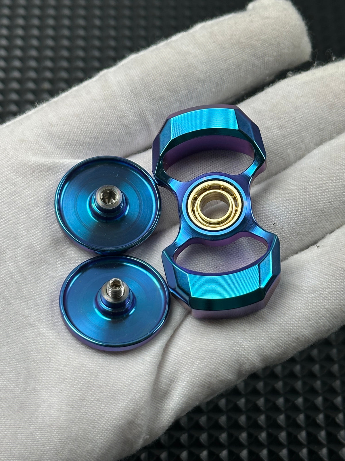 Whisper Duo Zirconium