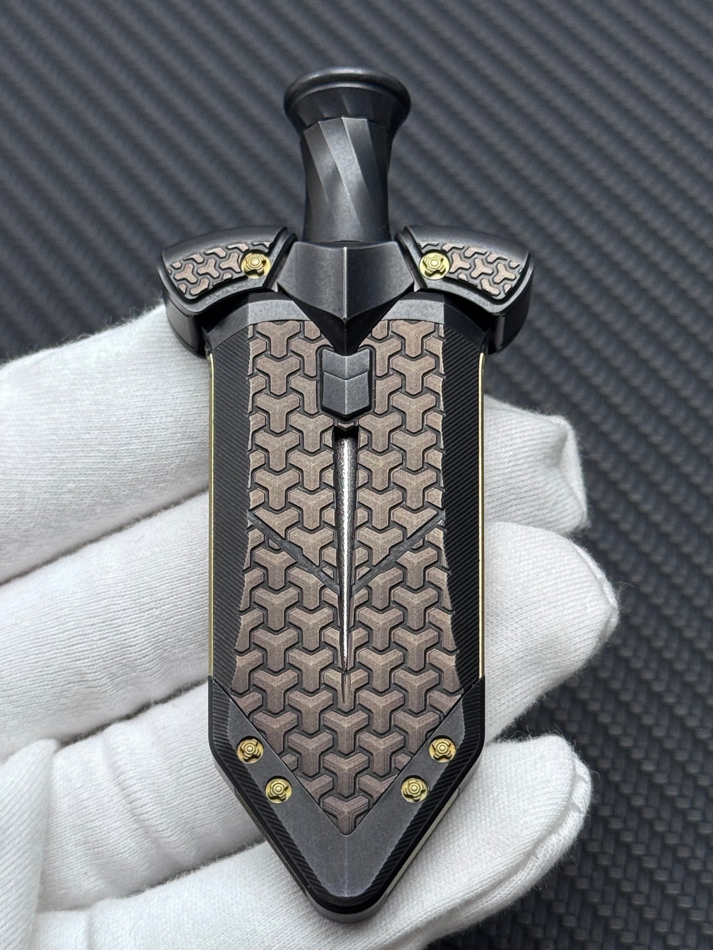 Pangolin General Lake Sword Titanium