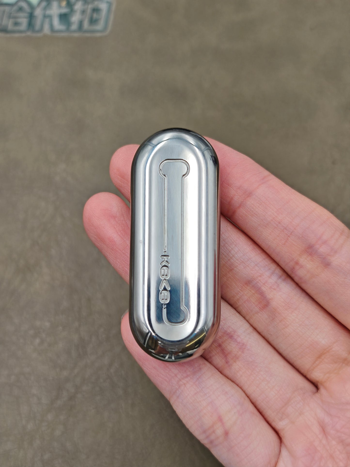Floating Cloud Titanium Polished