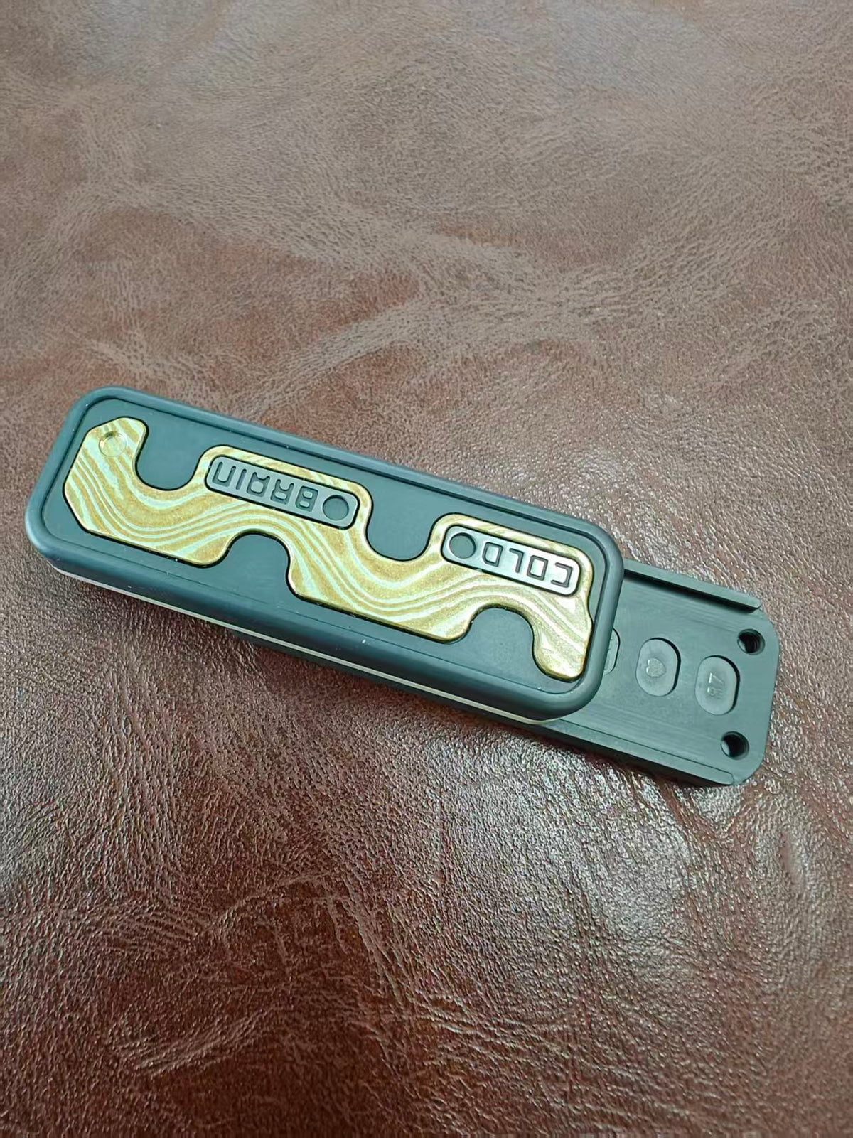 Snake Zirconium