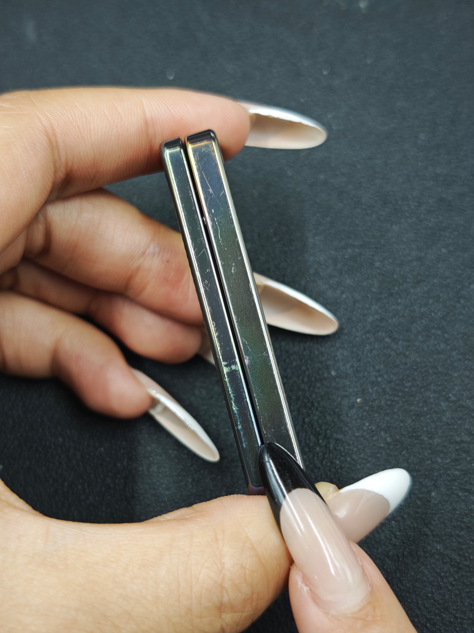 Tita Zirconium Oil Slick