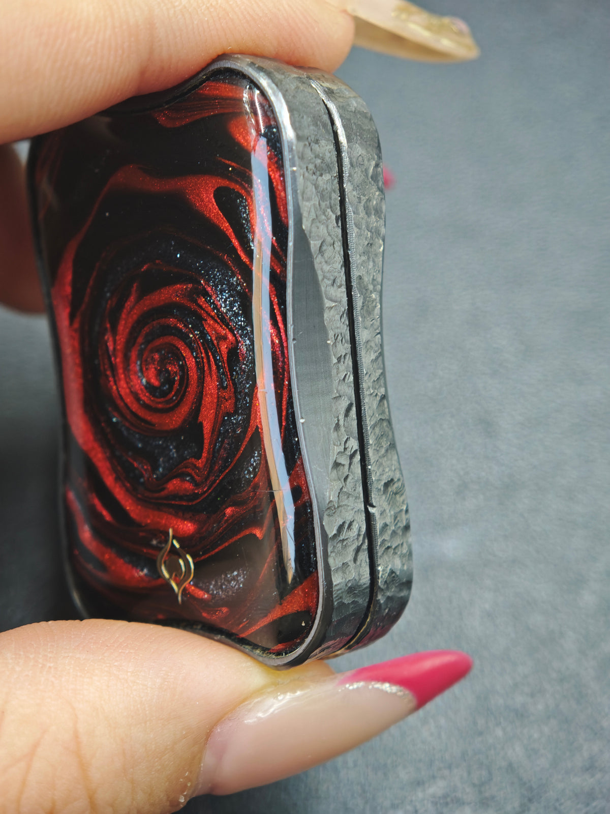 Slim Zirconium