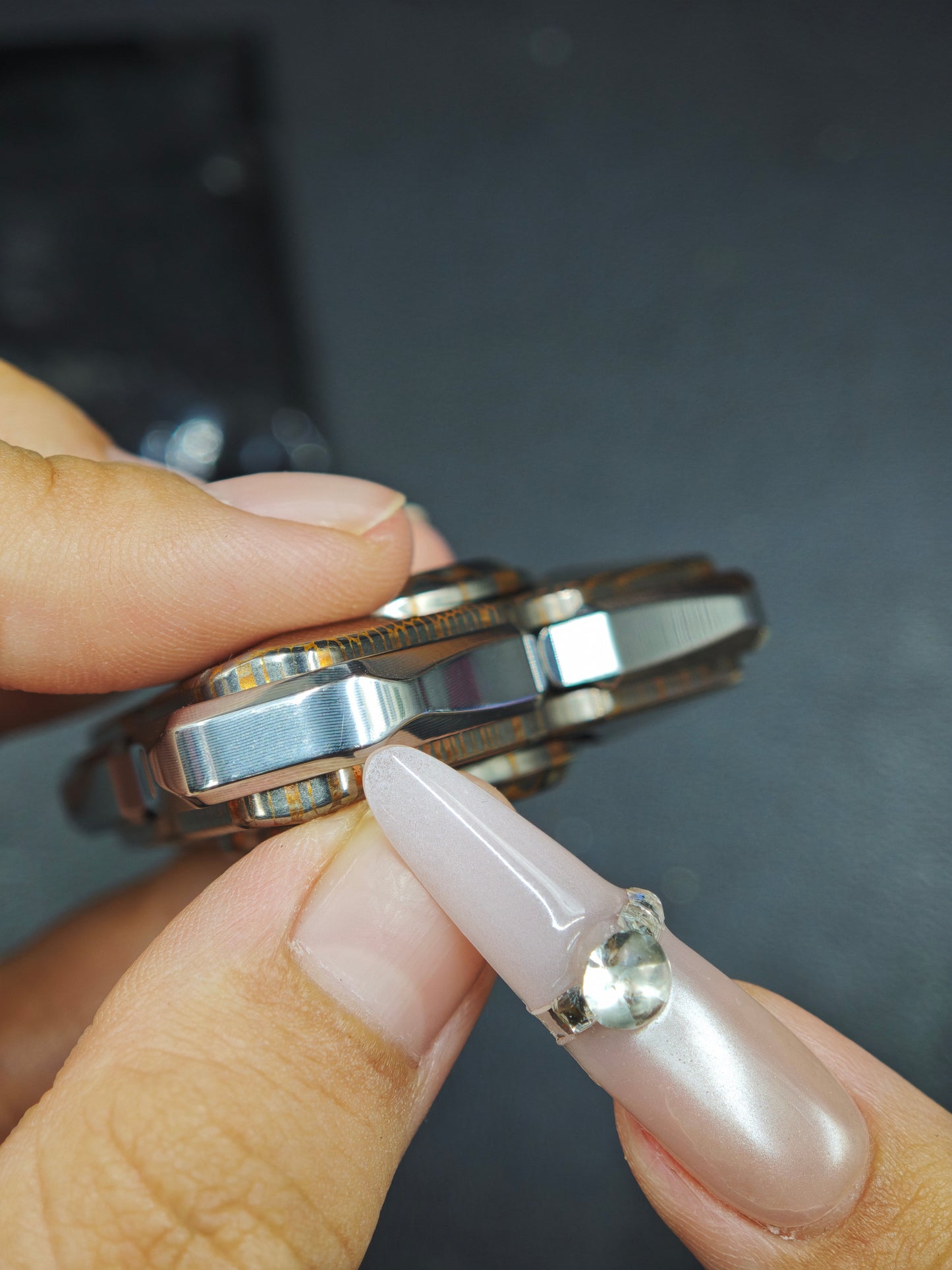 Qs Superconductor