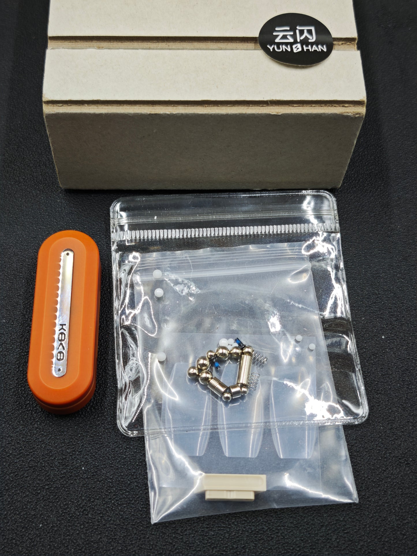 Cloud Flash Resin