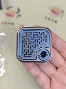 MAZE BLOCK Titanium