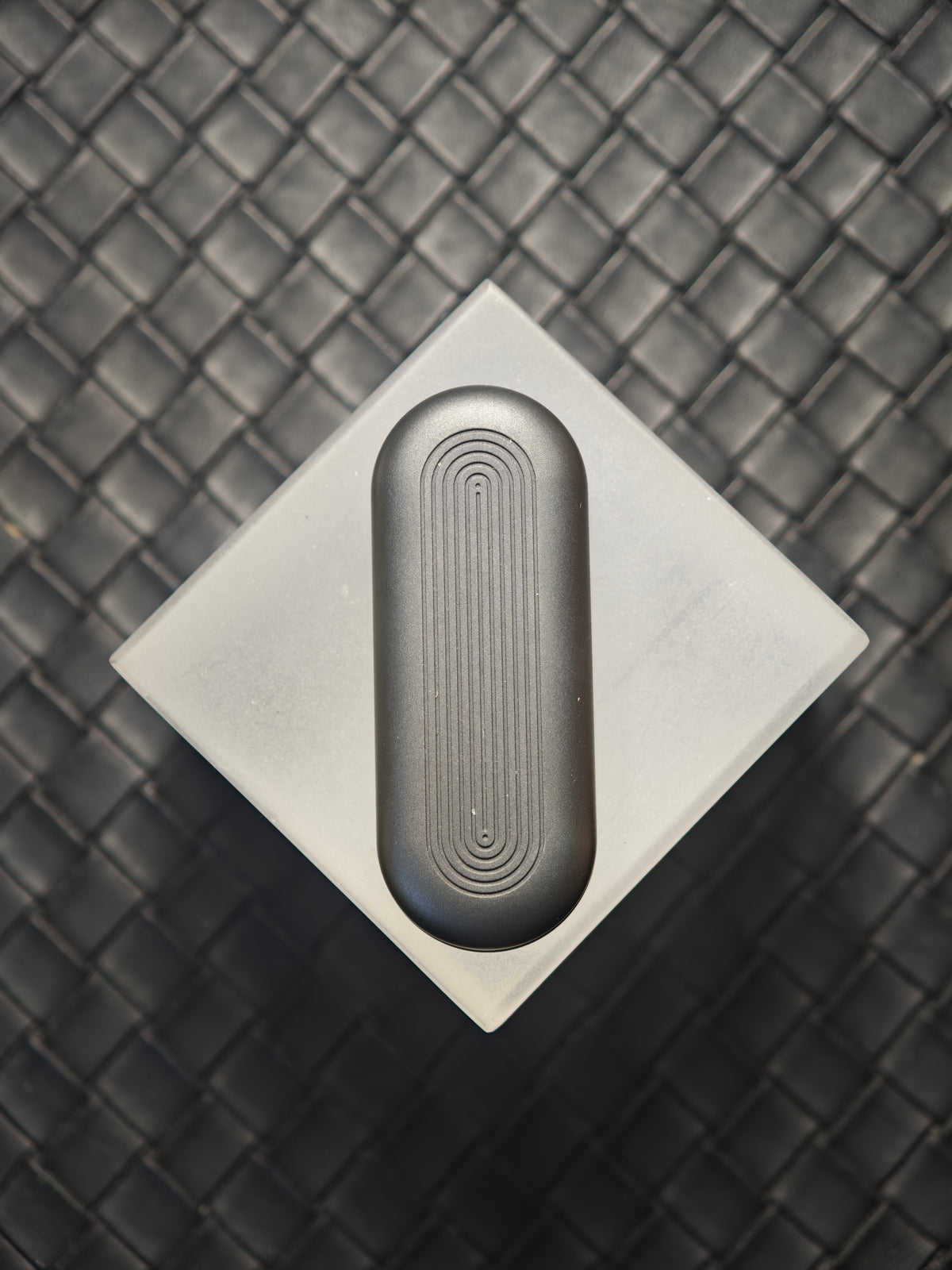 Floating Cloud Zirconium Brushed
