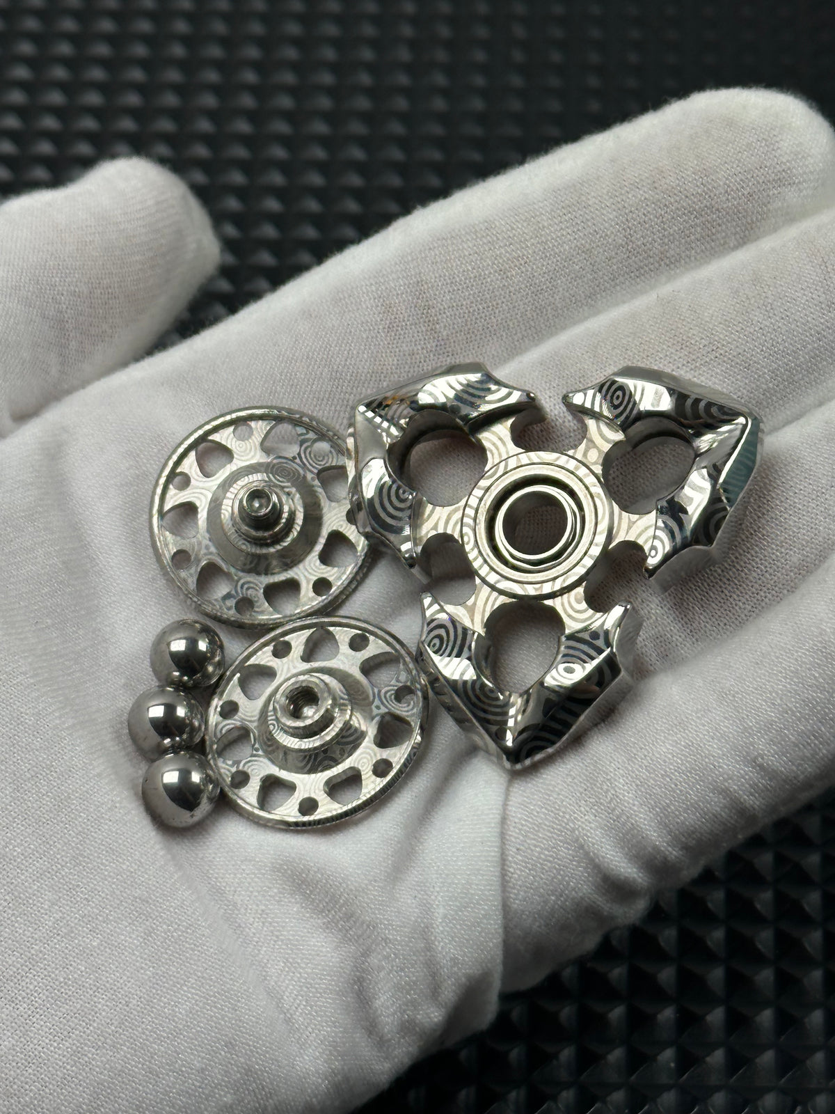 Lotus Damasteel