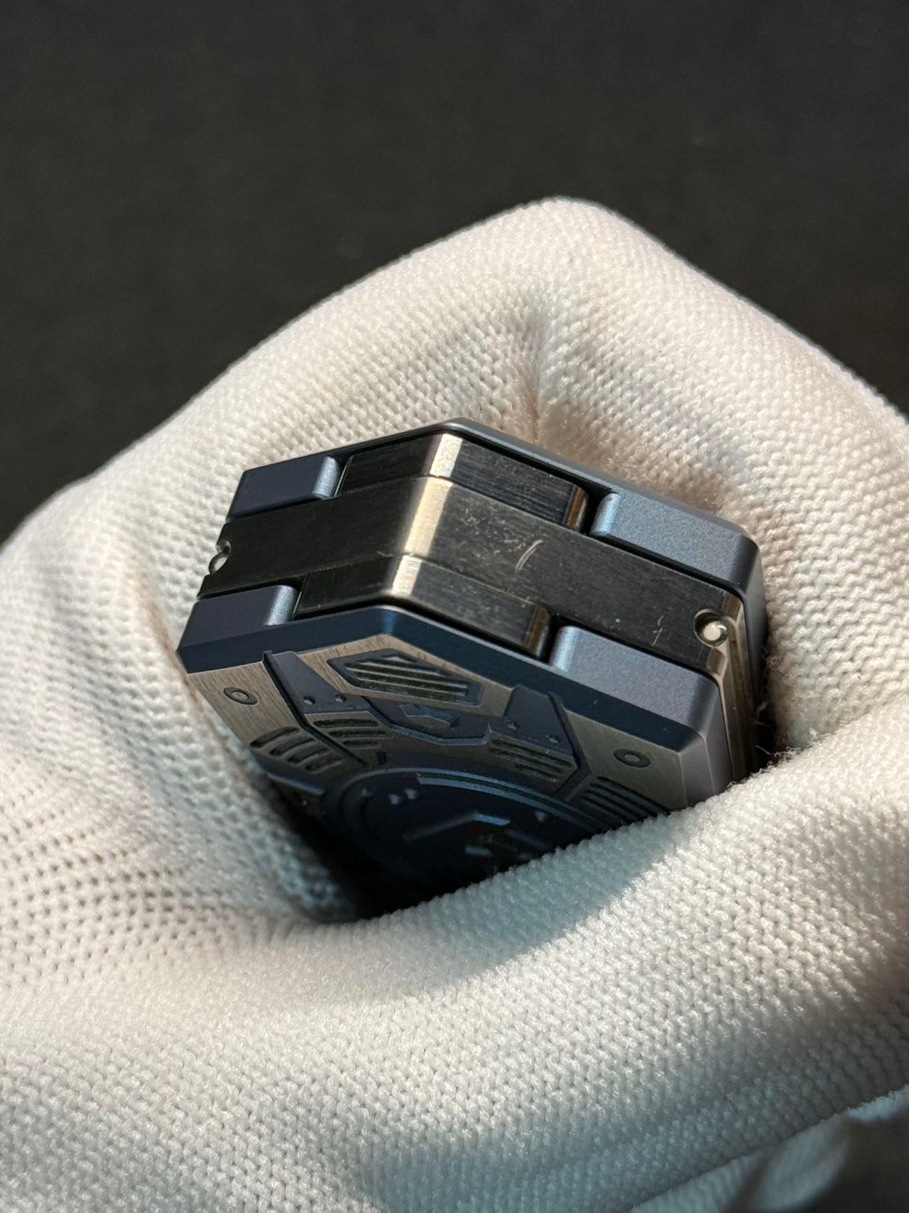 General Mandate Titanium