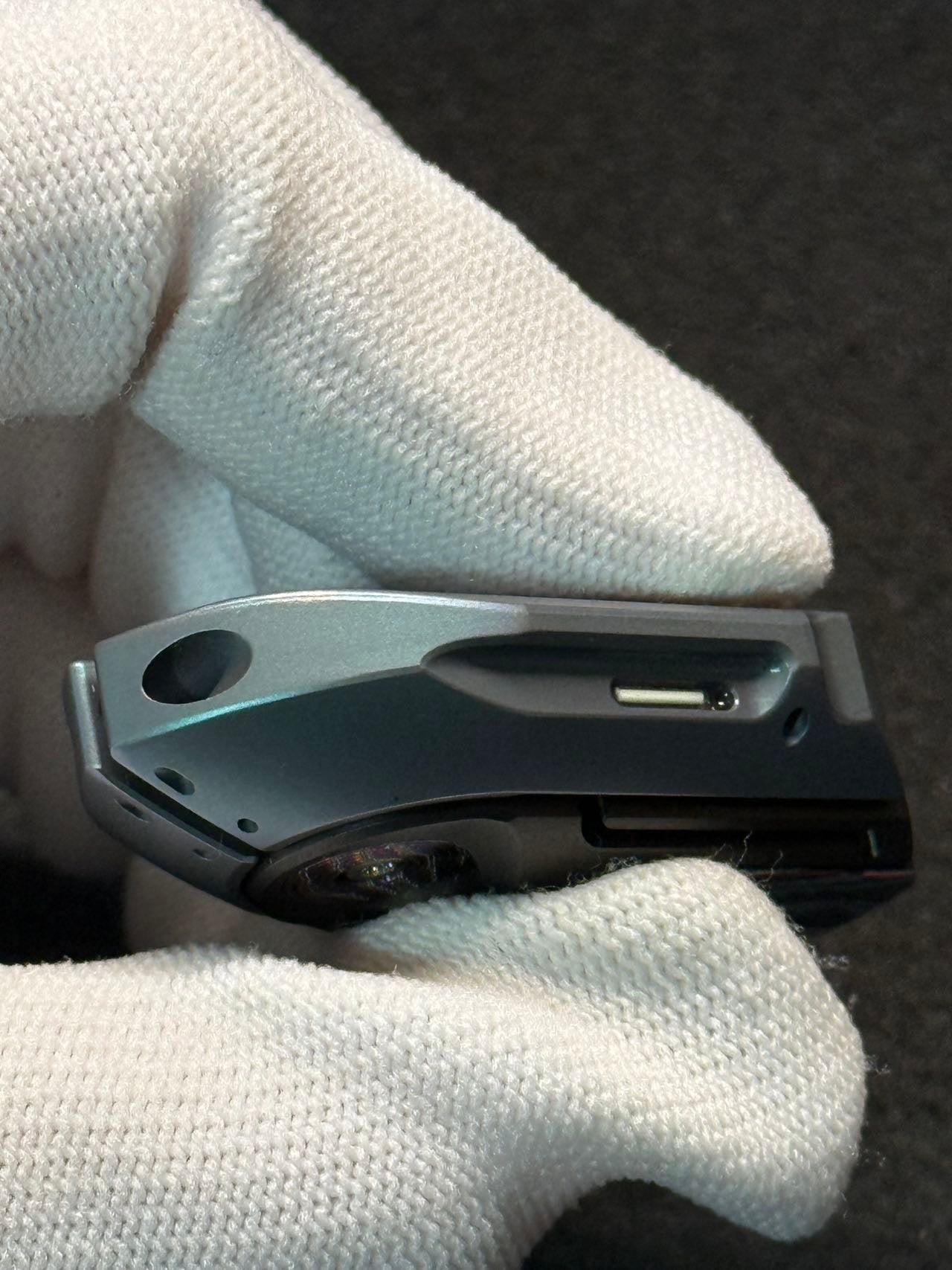 Roche Strike Titanium