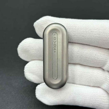 Floating Cloud Titanium