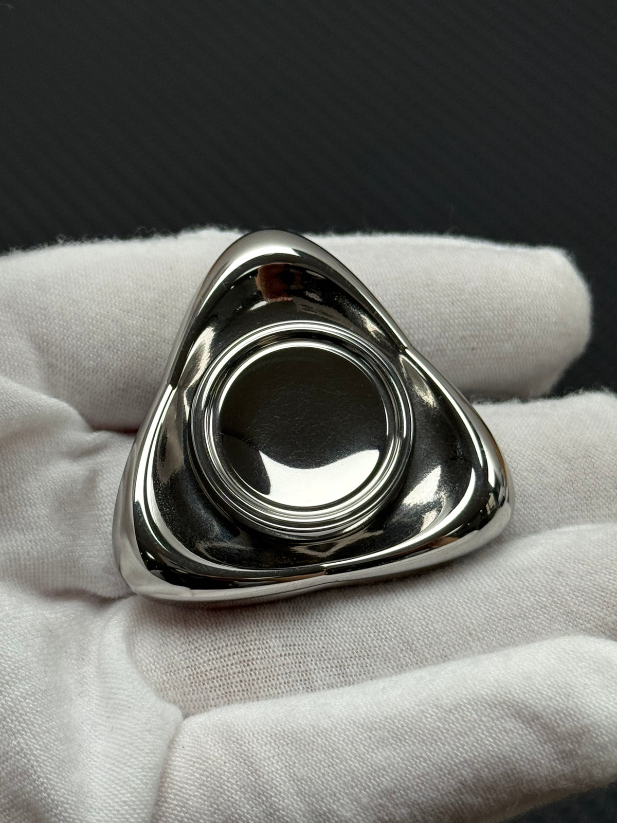 Crossing Stainless Steel Polished