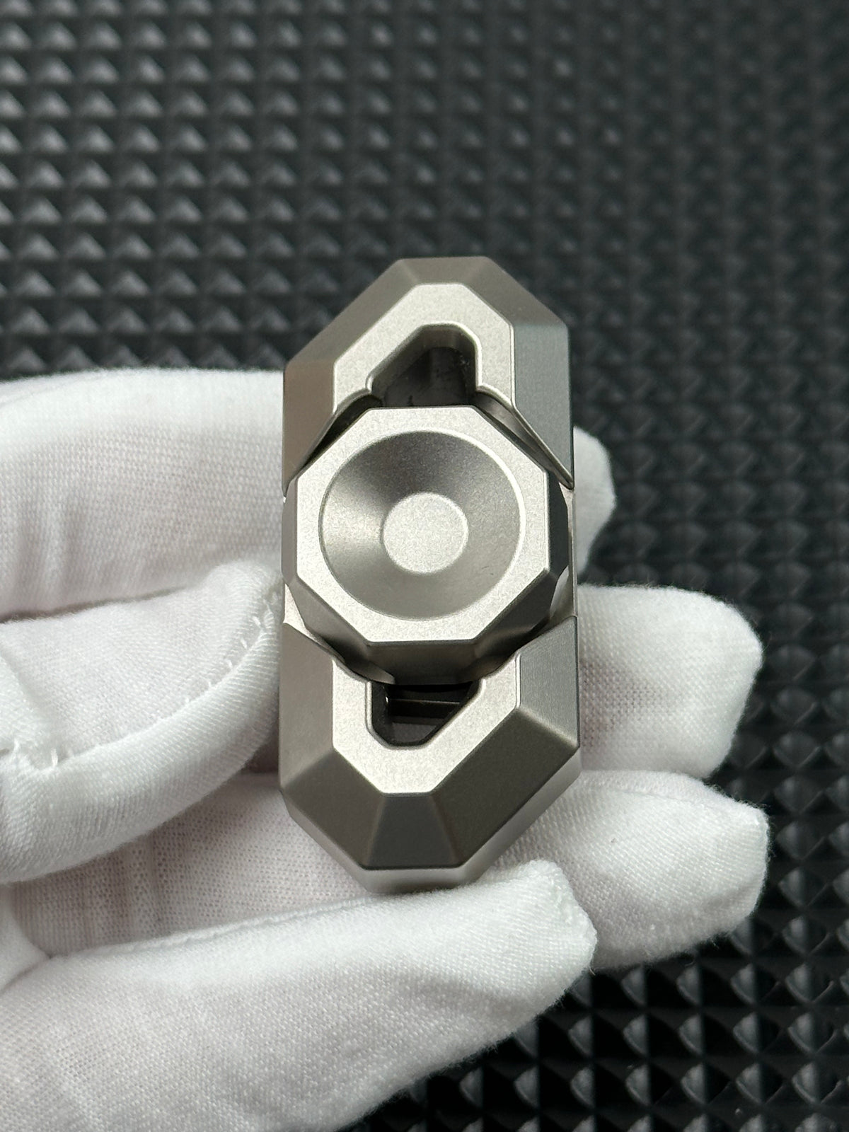 Crystal Twin Leaf Titanium