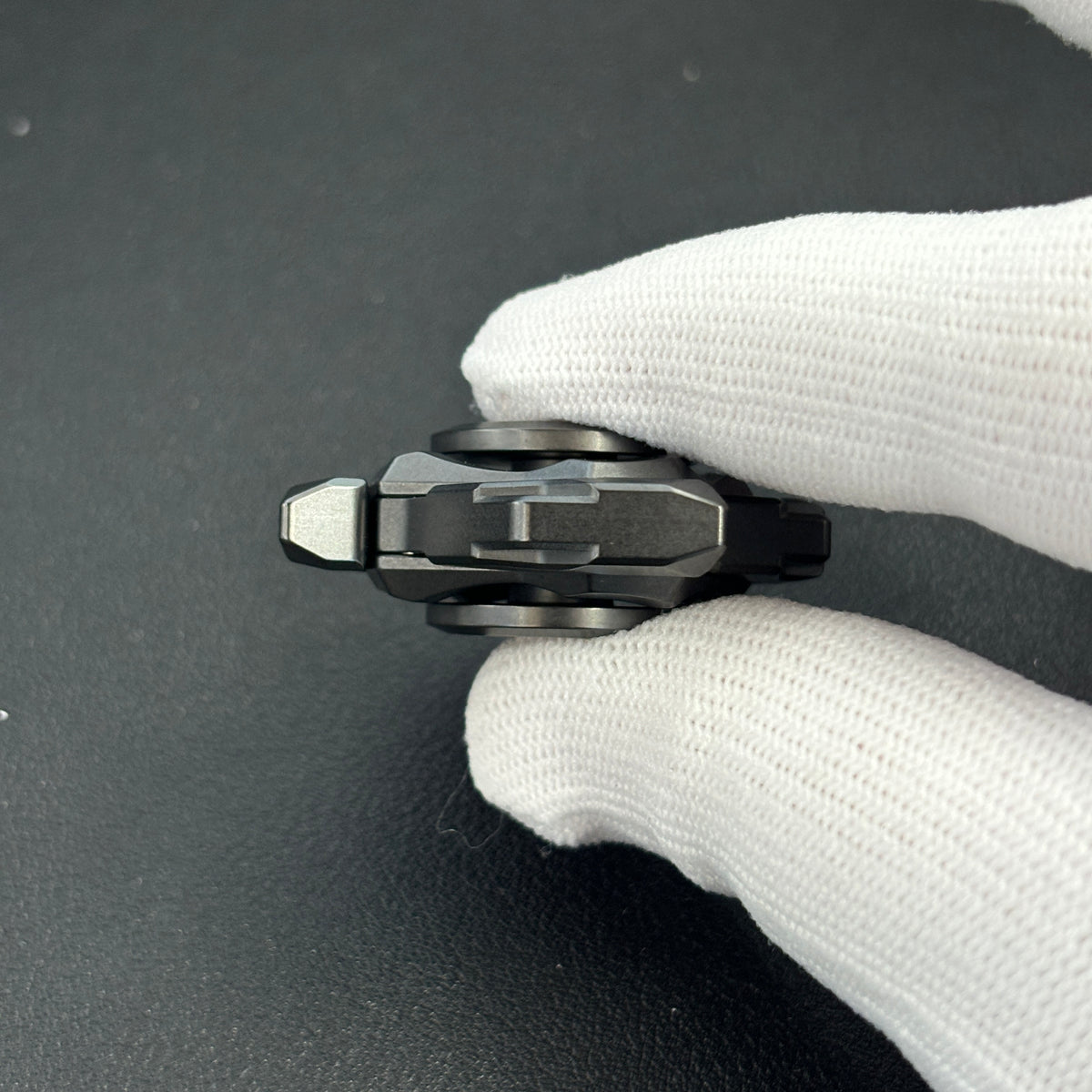 Haze Shell Opening Zirconium Stonewashed