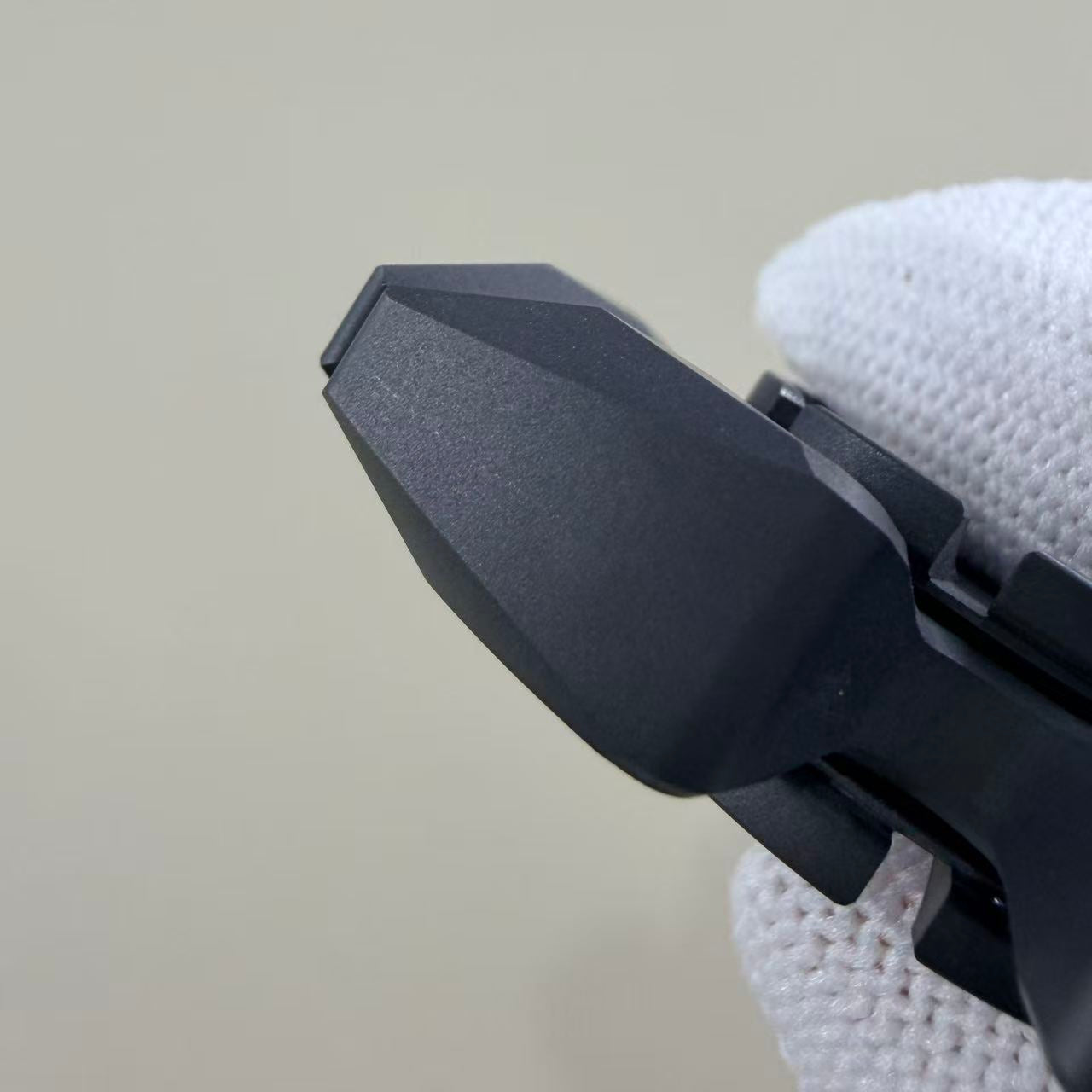 Scorpio Bearing Cap Zirconium