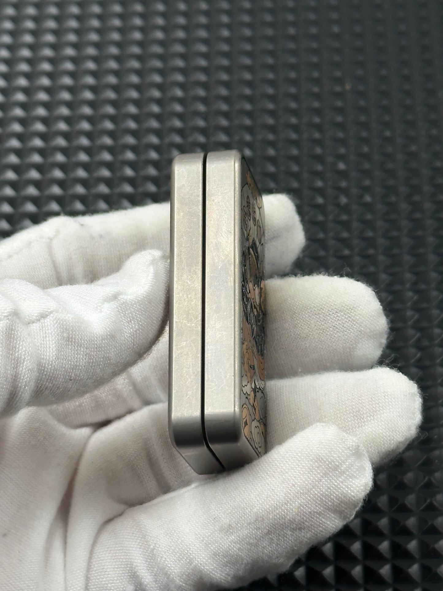 Zhong Kui Paperweight Titanium