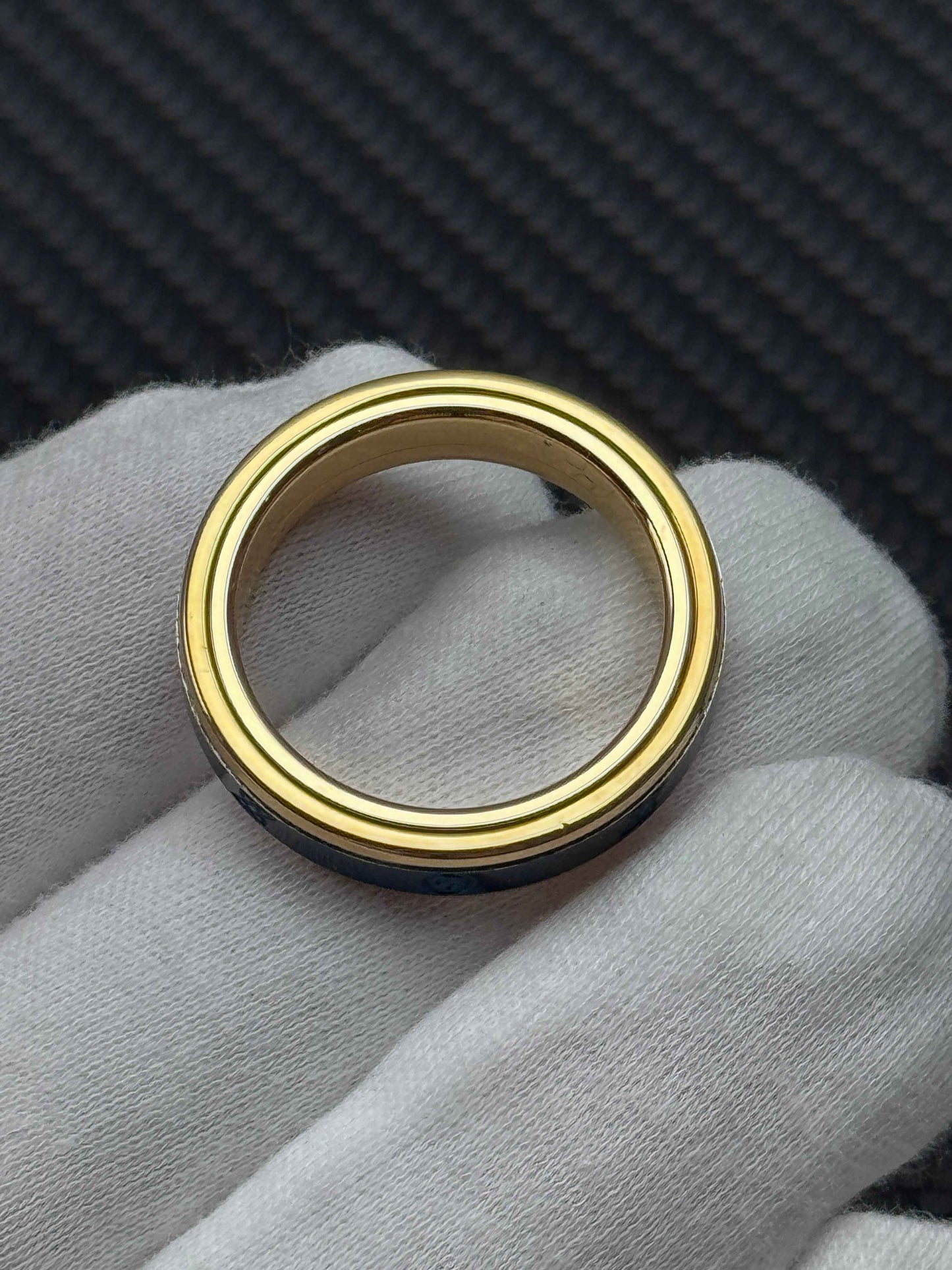 LKs Zhuan Yun Titanium