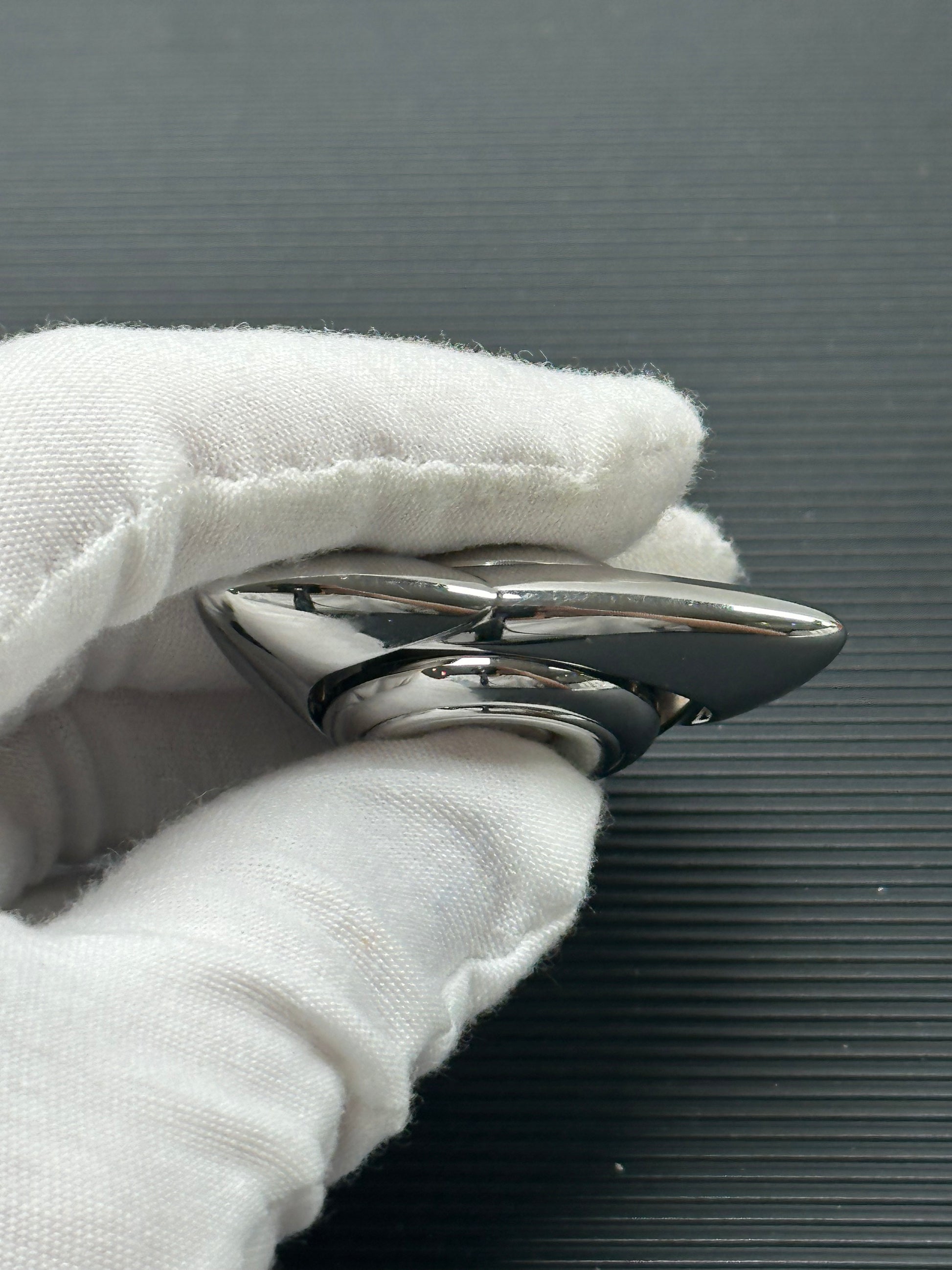 Wind Stainless Steel