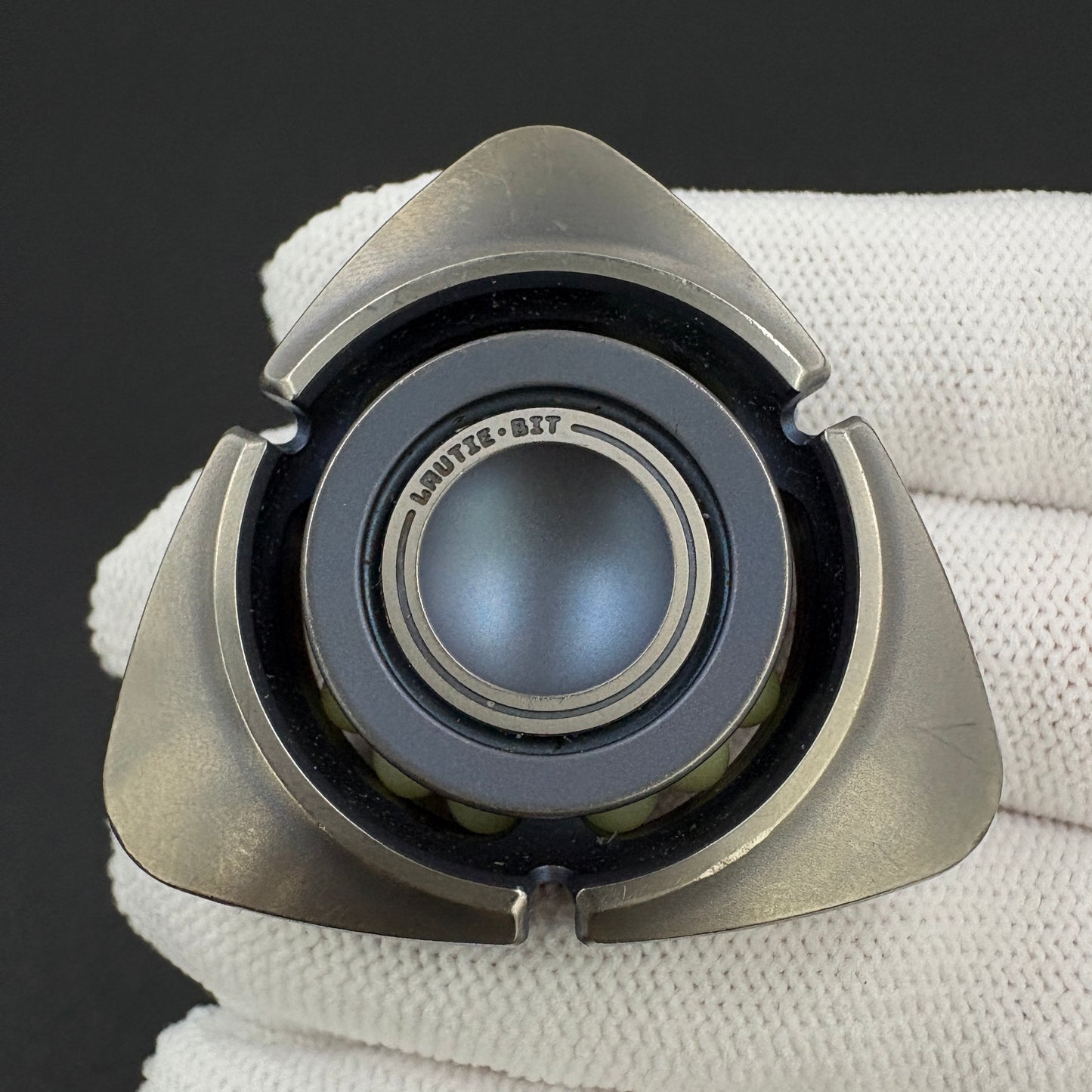 BIT 04 Titanium