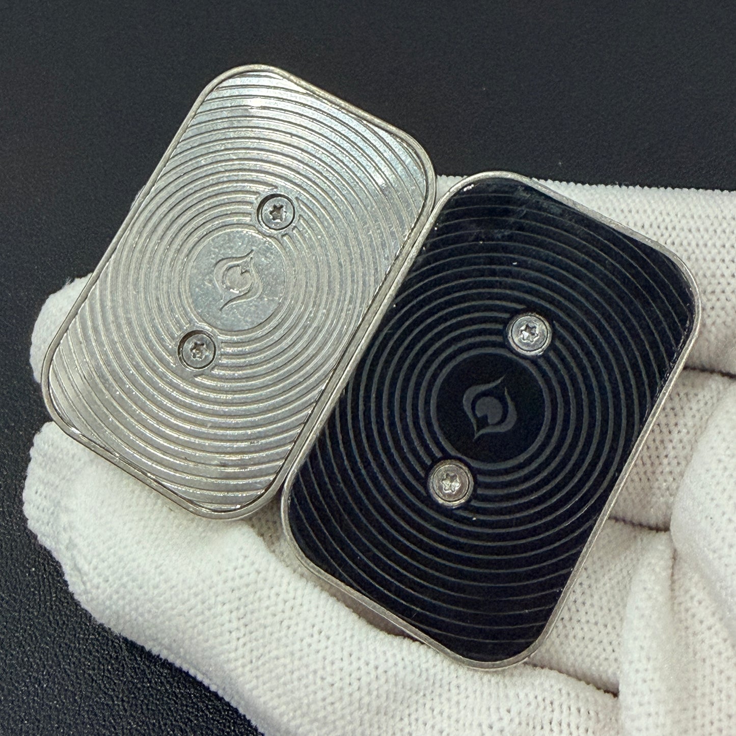 Aura Sand Titanium