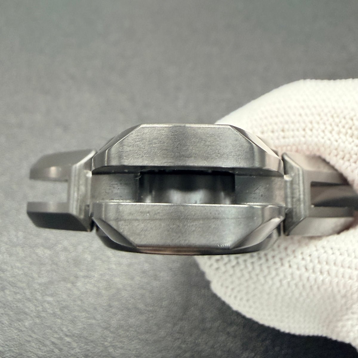 Buzzing Zirconium Machine Finished