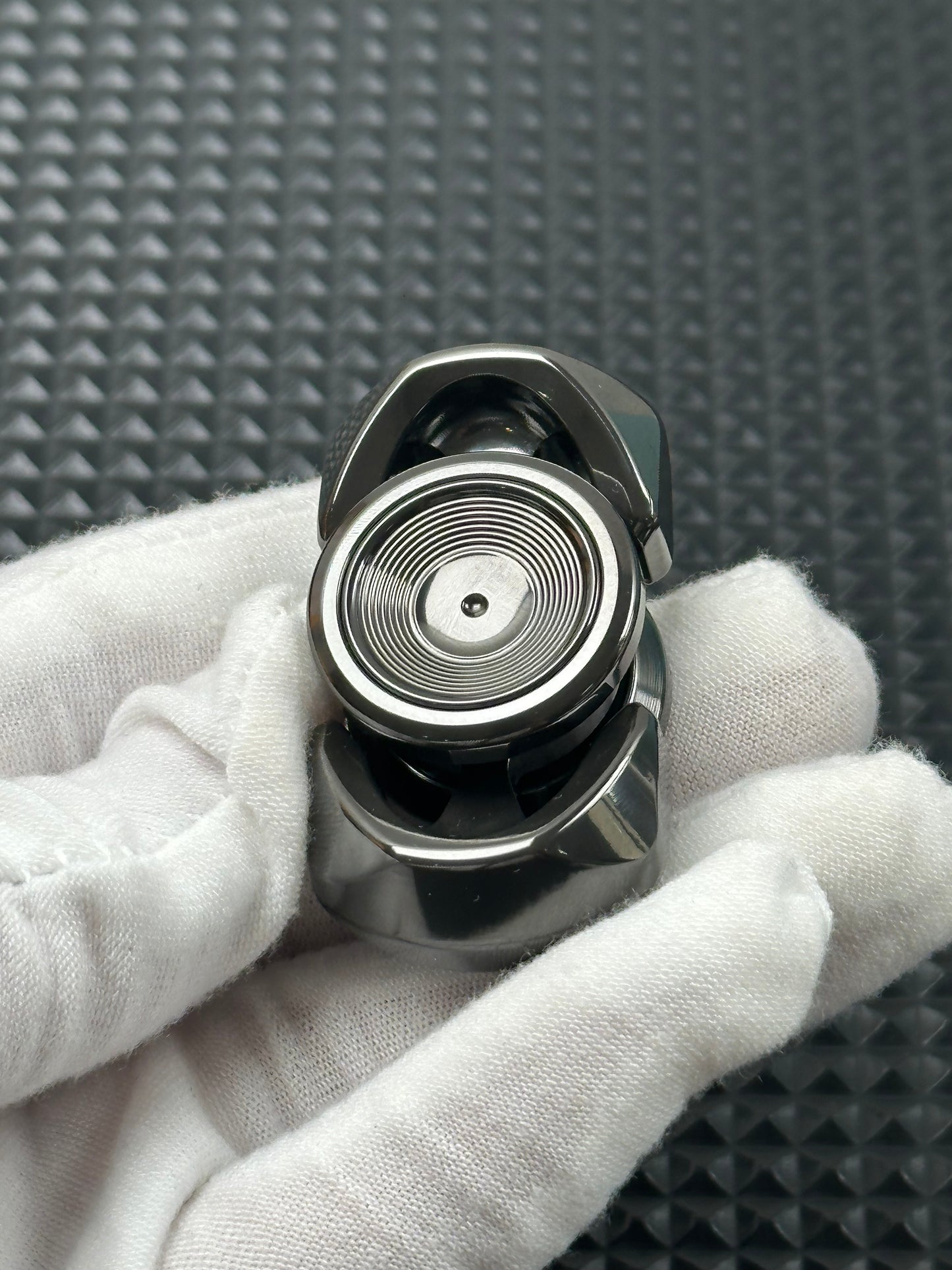 Libra Zirconium Polished